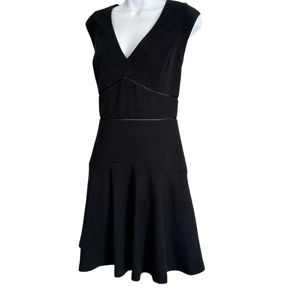Rebecca Taylor Dress 10 Black Textured Fit‎ Flare Ladder Lace Cap Sleeve V Neck